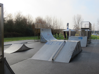 848141 Afbeelding van het sport- en skateparkje bij Aan het Lint, aan de rand van het Máximapark bij Vleuten (gemeente ...